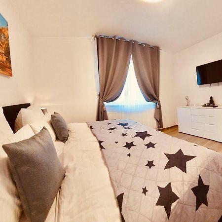 Apartament Comfort Primaverii Rîşnov Buitenkant foto