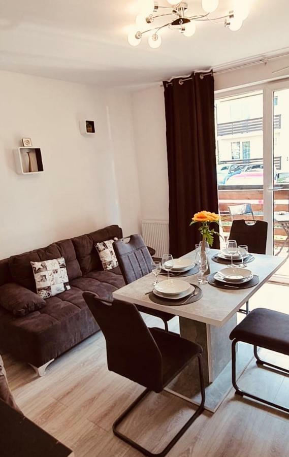 Apartament Comfort Primaverii Rîşnov Buitenkant foto